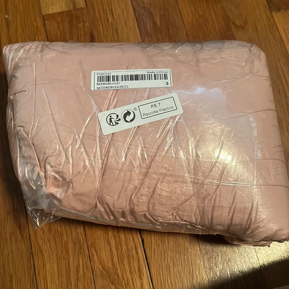 Pink Fluffy Pet Bed SMALL